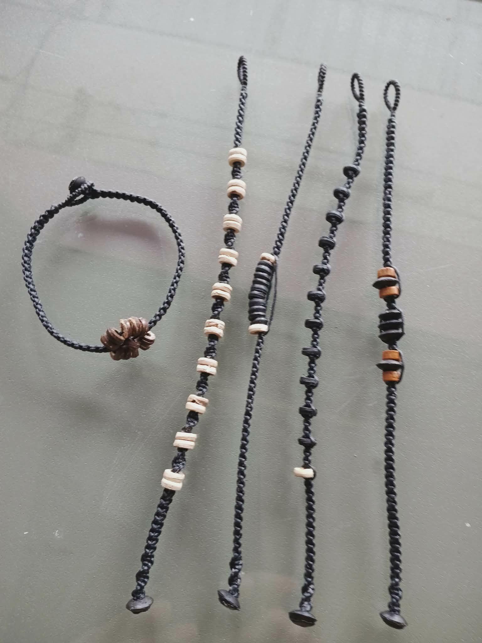 Macramé Bracelet — River Disc